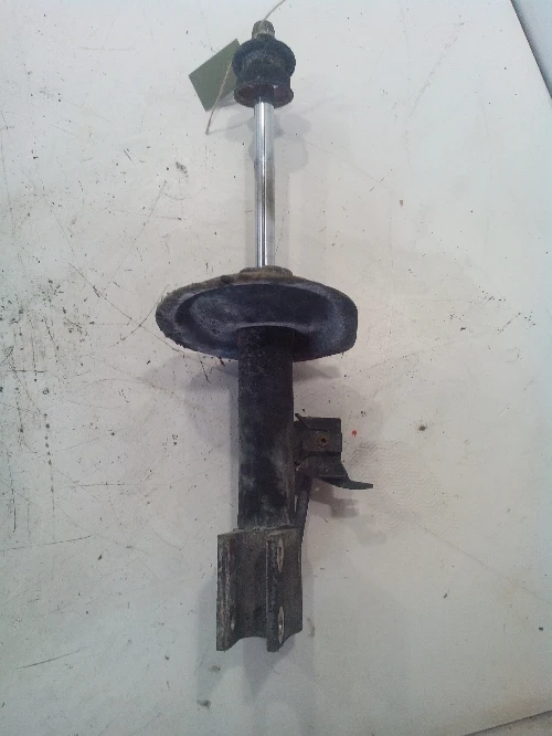 Преден ляв амортесьор за Пежо 307 SW 1.6 HDI