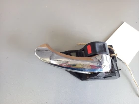 Дръжка врата предна дясна вътрешна Тойота Рав4 (н)