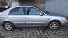 Kia Shuma