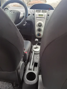 Toyota Yaris, снимка 8