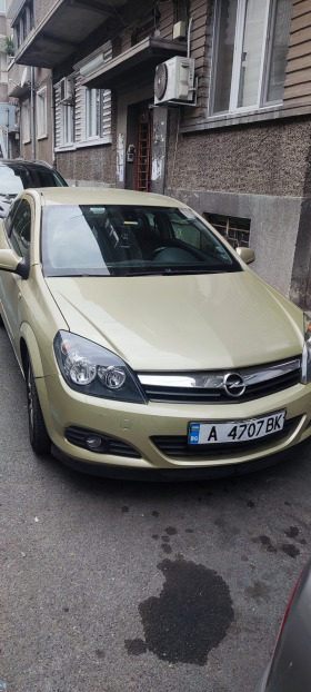 Opel Astra GTC 1.6 LPG първи собственик , снимка 6 - Автомобили и джипове - 45399888