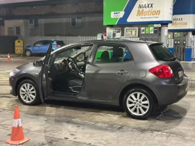 Toyota Auris 1.4D4D, снимка 1