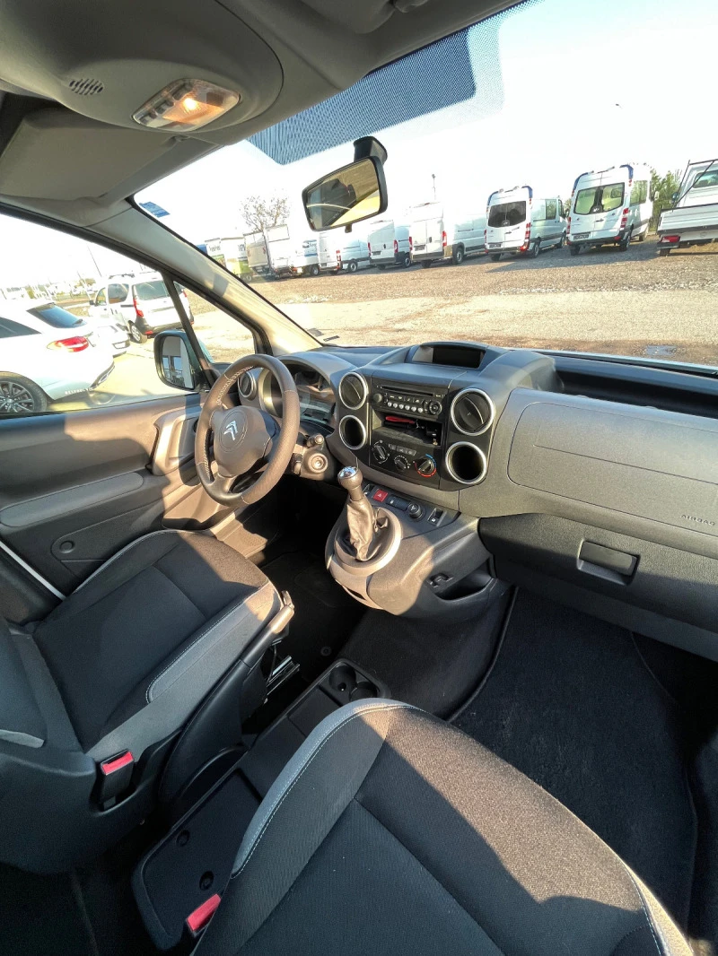 Citroen Berlingo 1.6 HDI, снимка 11 - Автомобили и джипове - 40462514