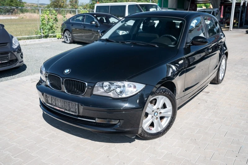 BMW 116 2.0D* 2009г* фейс* пано, снимка 1 - Автомобили и джипове - 46758104