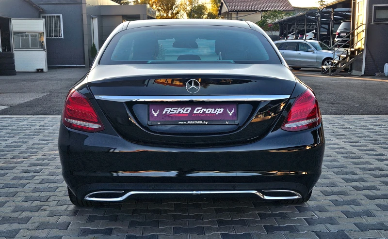 Mercedes-Benz C 220 AMG/9G/GERMANY/CAMERA/AMBIENT/FULL LED/AUTO H/LIZI, снимка 6 - Автомобили и джипове - 47660008