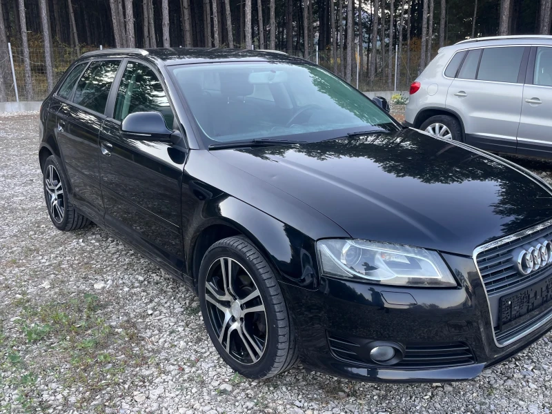 Audi A3 1.6i KLIMA, снимка 2 - Автомобили и джипове - 47865003