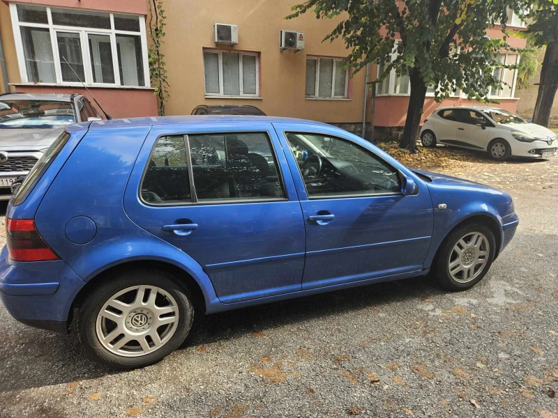 VW Golf, снимка 7 - Автомобили и джипове - 47899975