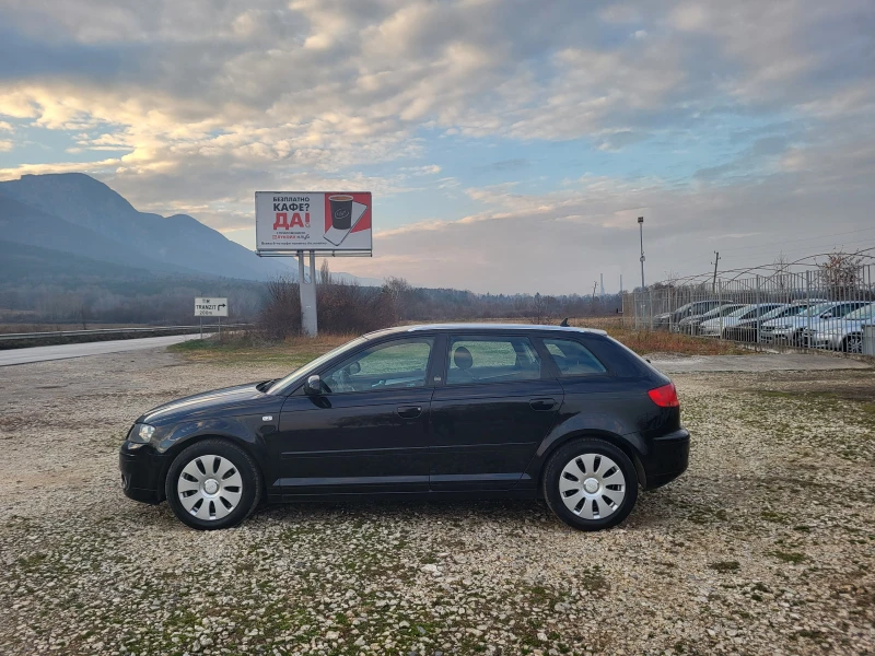 Audi A3 2.0TDi АВТОМАТ, снимка 2 - Автомобили и джипове - 48145394