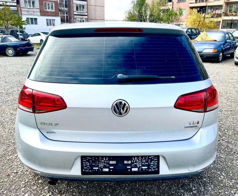VW Golf 1.6TDI, снимка 6 - Автомобили и джипове - 52370468