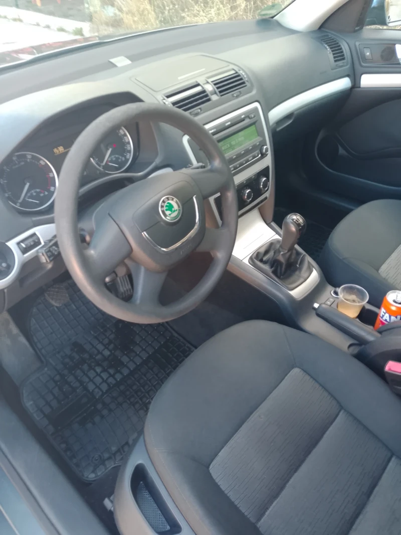 Skoda Octavia 1.8 TSI, снимка 5 - Автомобили и джипове - 52457533