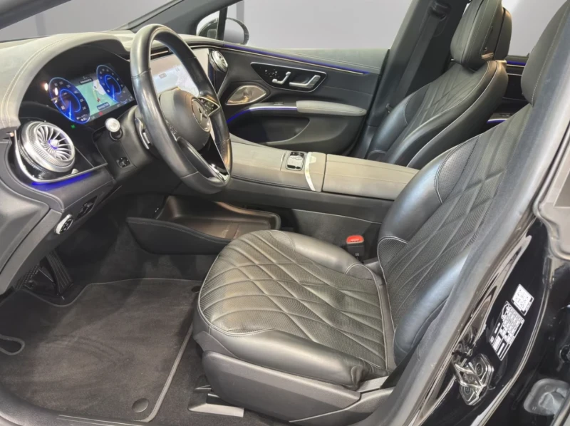 Mercedes-Benz EQS 580 4M ELECTRIC ART PANO+ AIRM, снимка 3 - Автомобили и джипове - 51921908