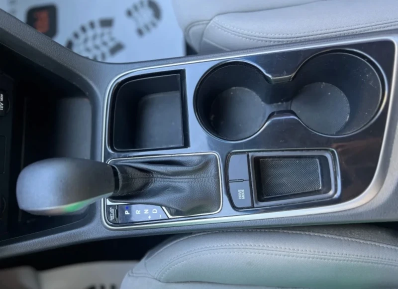 Hyundai Sonata 2.4i SE - Автомат - 98000км - Става на газ, снимка 8 - Автомобили и джипове - 53291254