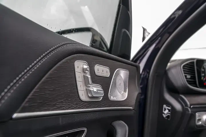 Mercedes-Benz GLS 450 BURMESTER/360 VIEW/LANE ASSIST/4MATIC/AMG LINE - изображение 7