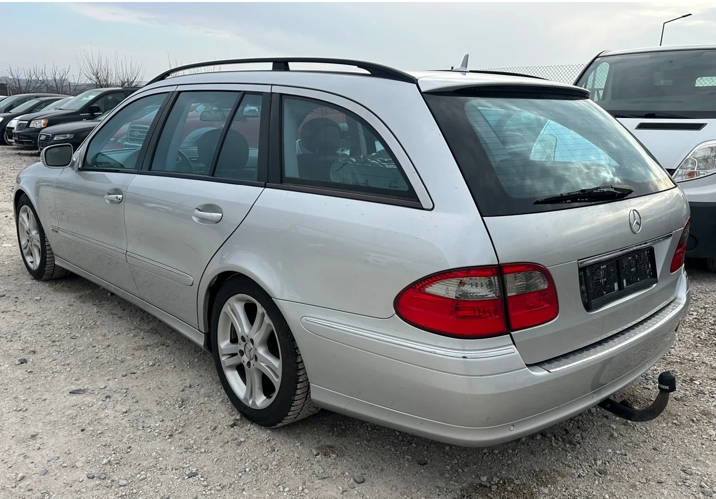 Mercedes-Benz E 320 2.2, 2.4, 2.7, 2.8, 3.2  На части над 70 броя  - изображение 2