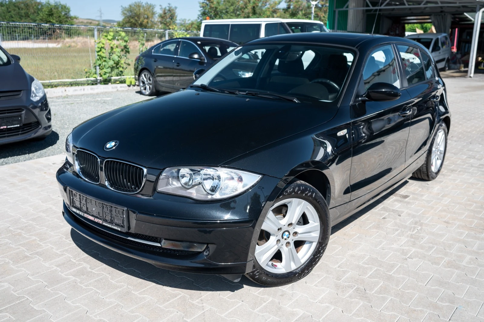 BMW 116 2.0D* 2009г* фейс* пано - изображение 5