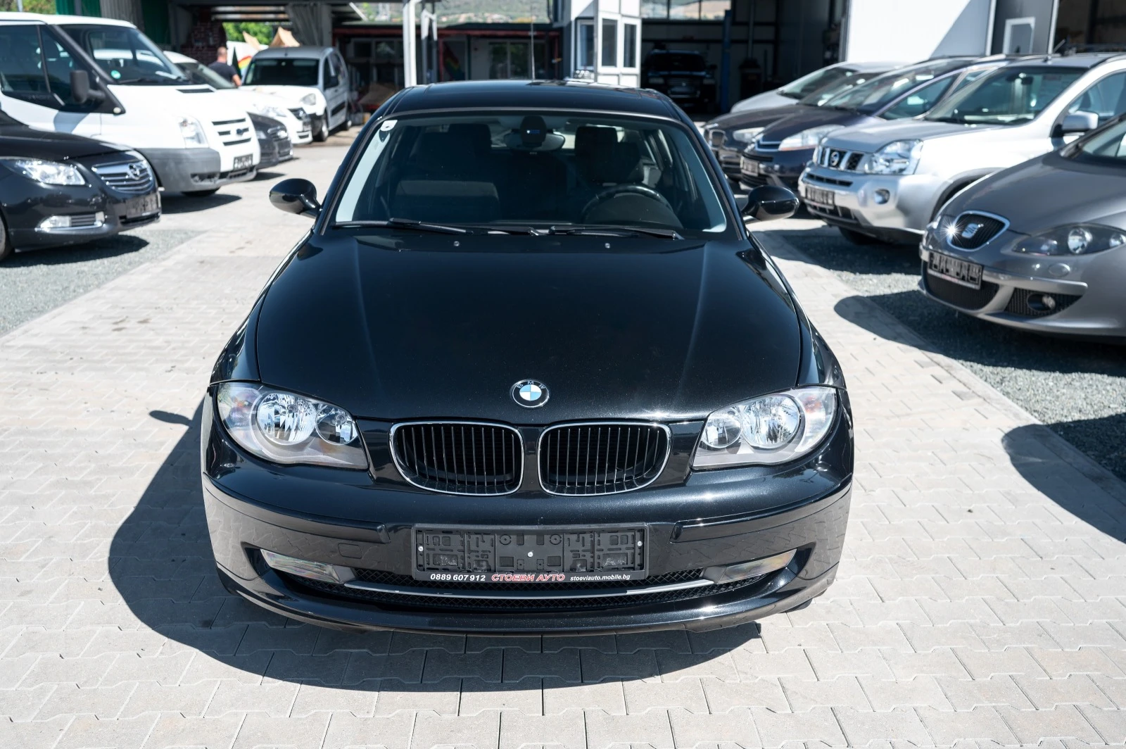 BMW 116 2.0D* 2009г* фейс* пано - изображение 3