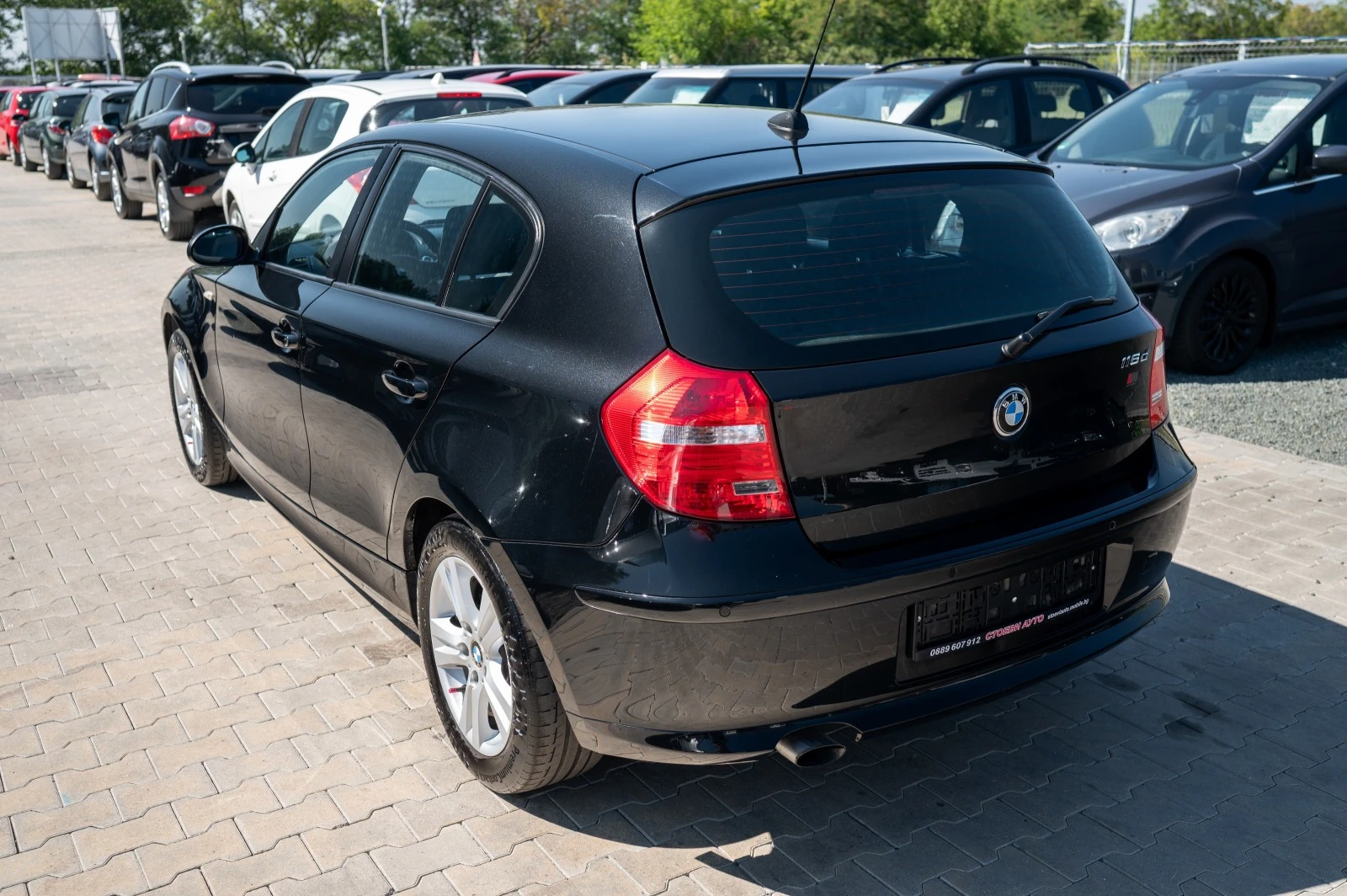 BMW 116 2.0D* 2009г* фейс* пано - изображение 6