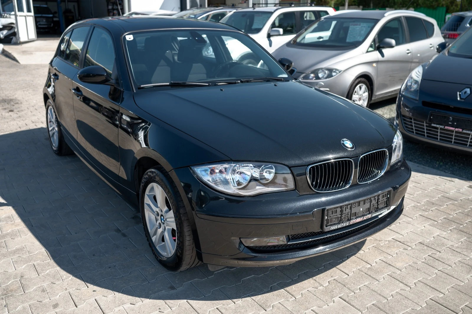 BMW 116 2.0D* 2009г* фейс* пано - изображение 4