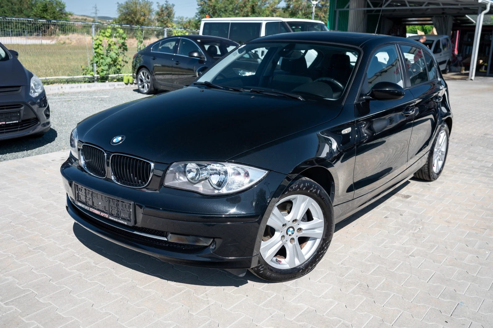 BMW 116 2.0D* 2009г* фейс* пано - изображение 2