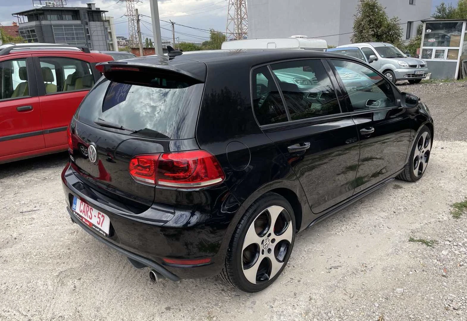 VW Golf 2.0GTI 6-Скорости - изображение 3