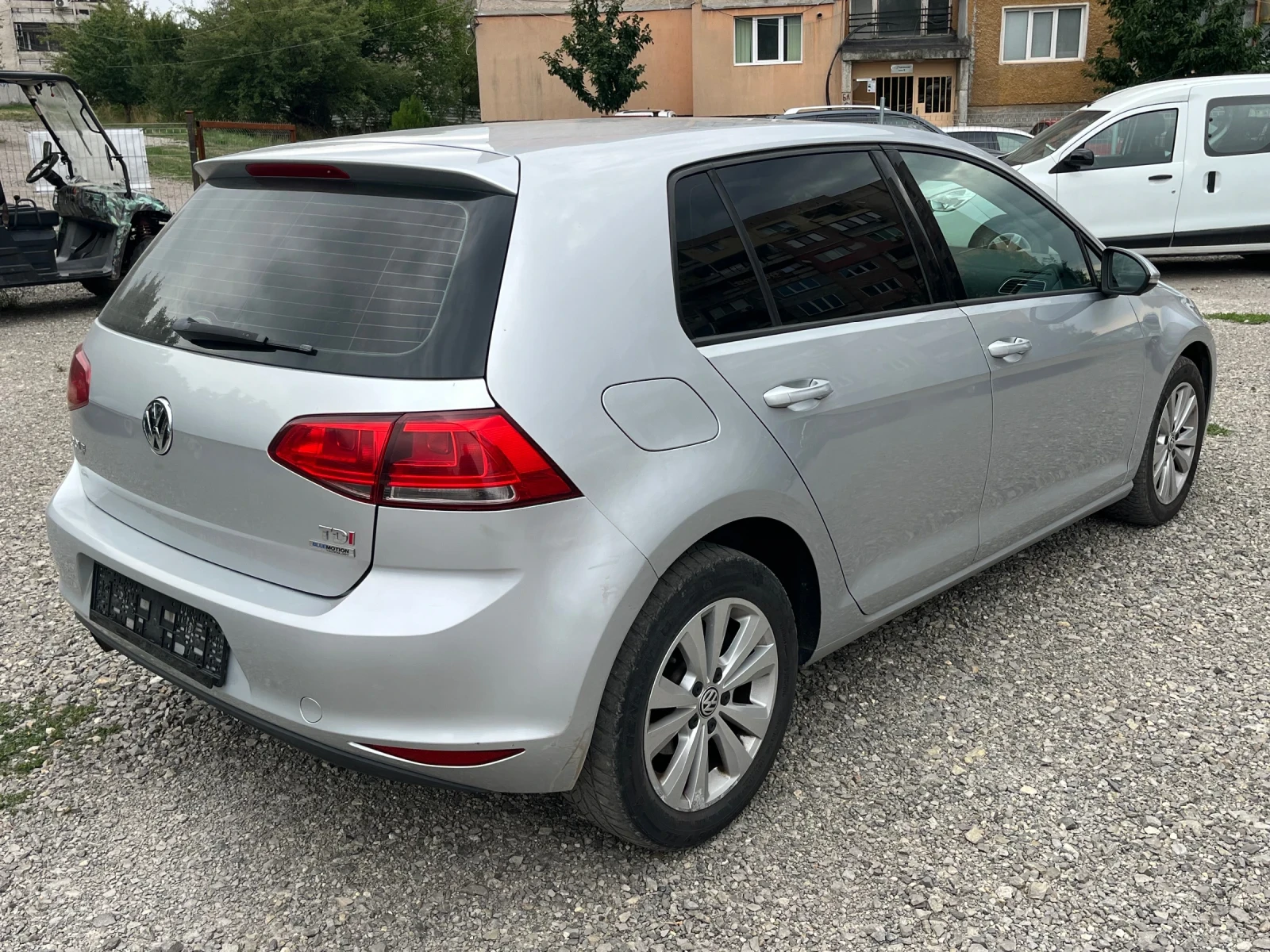 VW Golf 1.6TDI - изображение 5