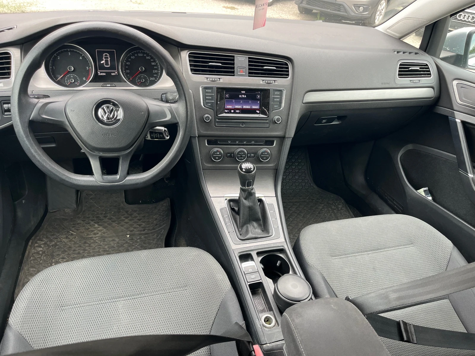 VW Golf 1.6TDI - изображение 10