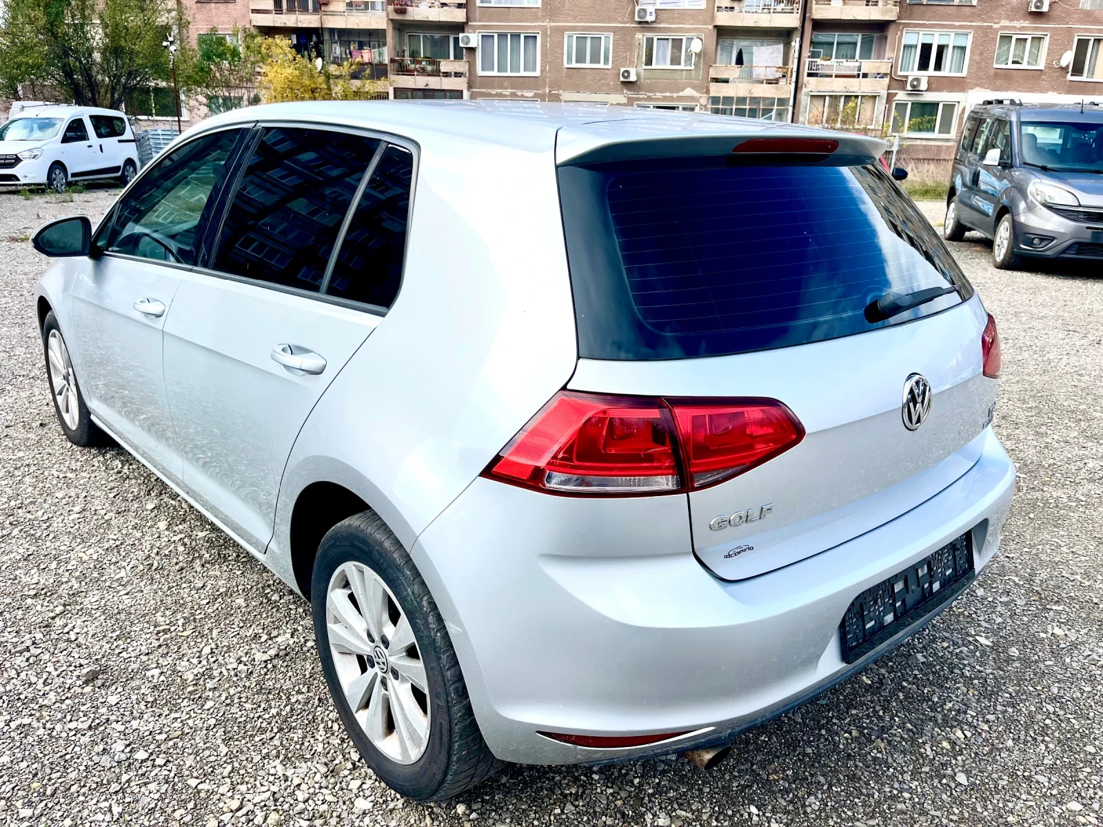 VW Golf 1.6TDI - изображение 7