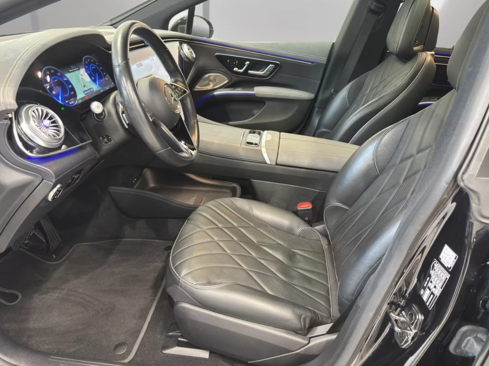Mercedes-Benz EQS 580 4M ELECTRIC ART PANO+ AIRM - изображение 3