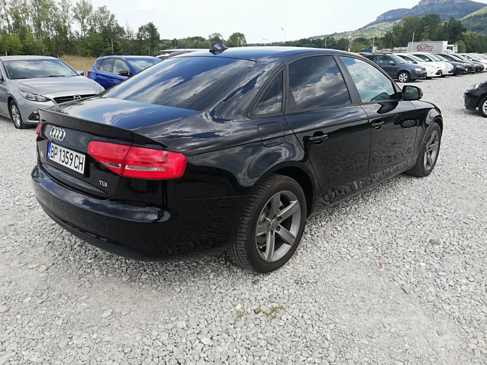 Audi A4 2.0TDI KLI IT., снимка 6 - Автомобили и джипове - 55118010