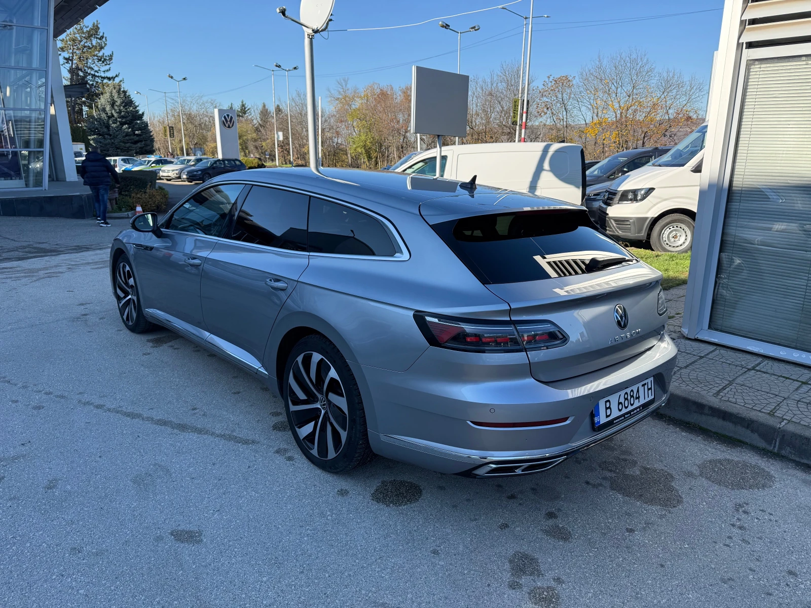 VW Arteon SB R-line 4x4 2, О TDI 200 k.c DSG - изображение 7