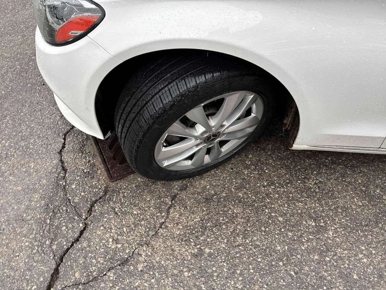 Mercedes-Benz C 300 ПАНОРАМА/ОТ ПРЕДСТАВИТЕЛСТВО НА MERCEDES, снимка 6 - Автомобили и джипове - 54005438