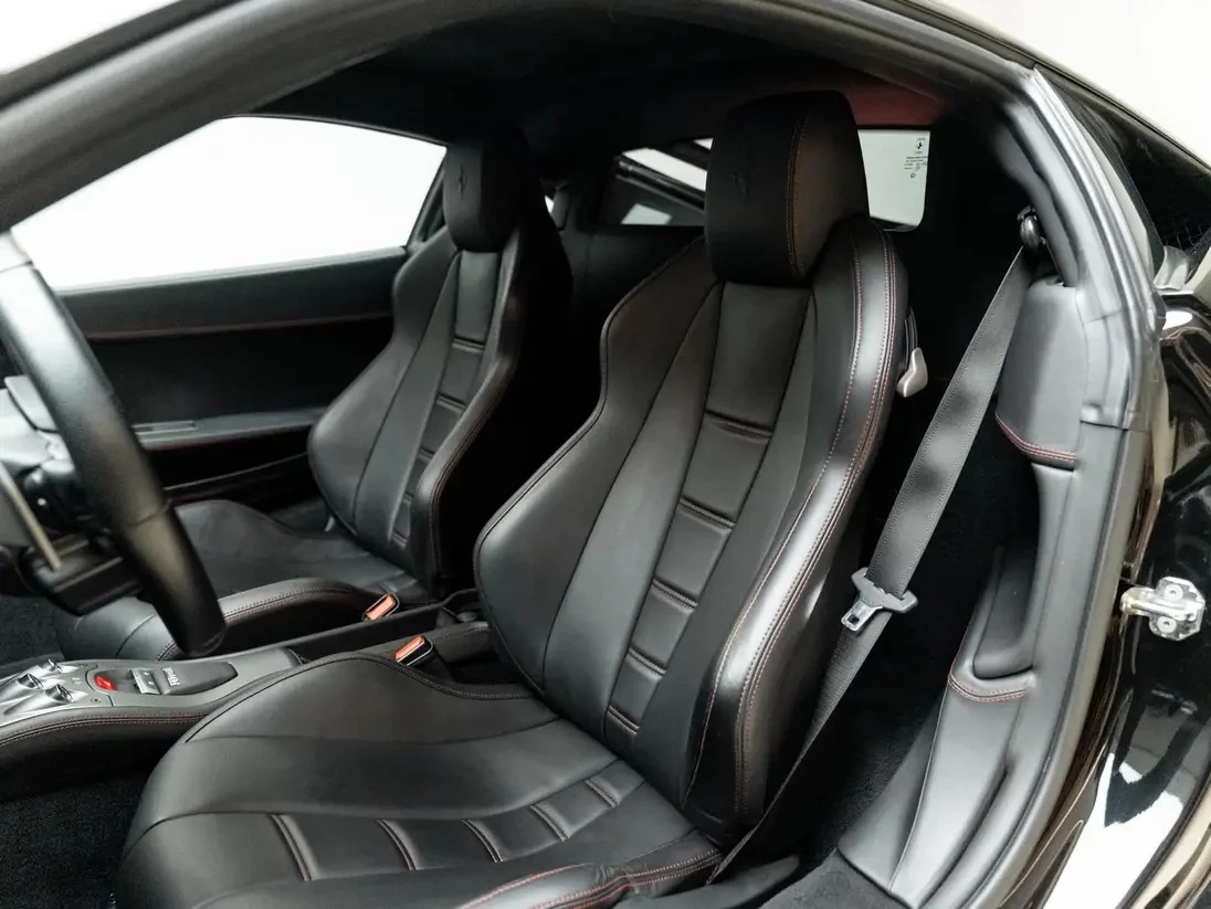 Ferrari 458 Italia, снимка 6 - Автомобили и джипове - 54057423