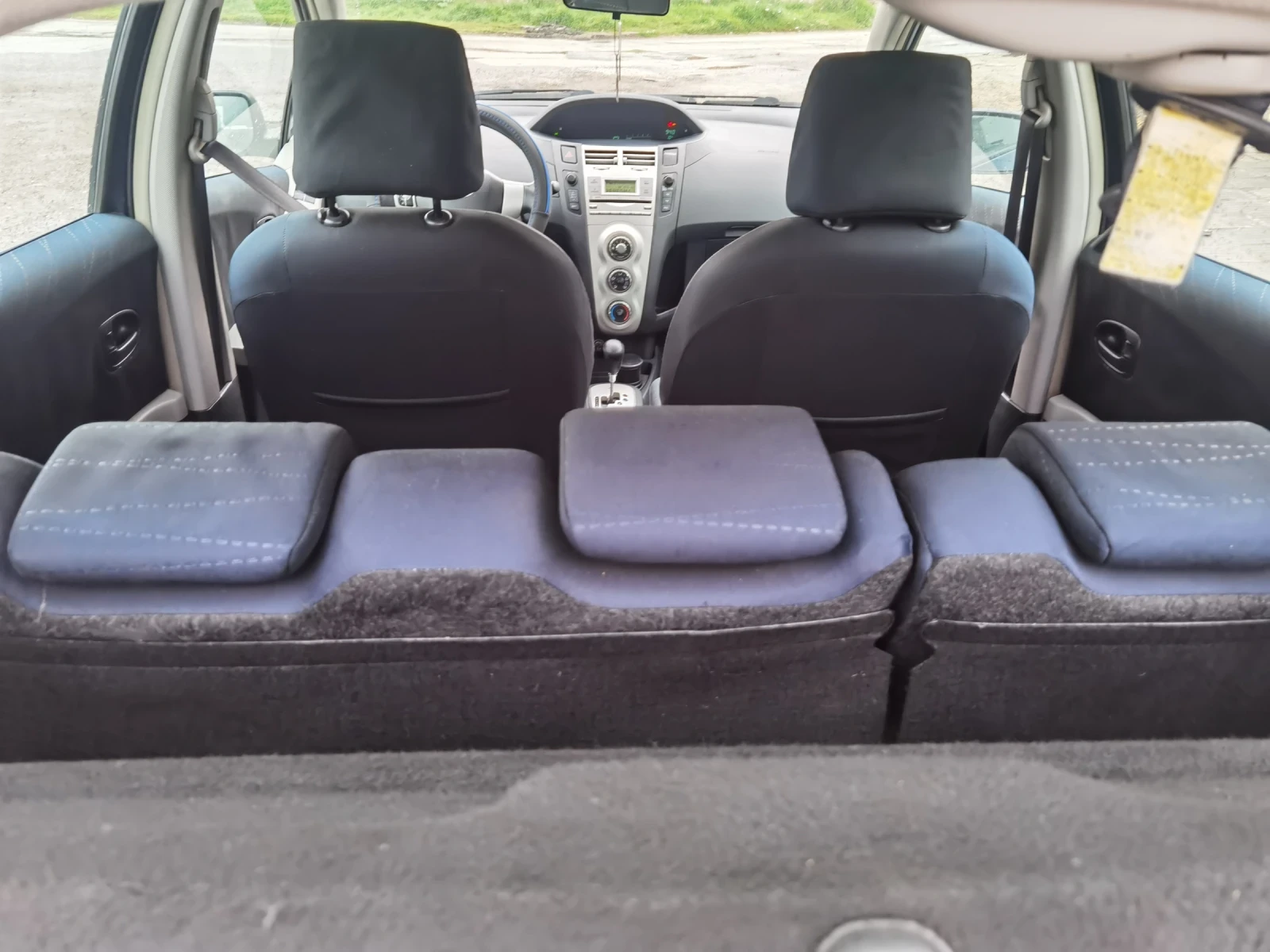 Toyota Yaris, снимка 9 - Автомобили и джипове - 54184211