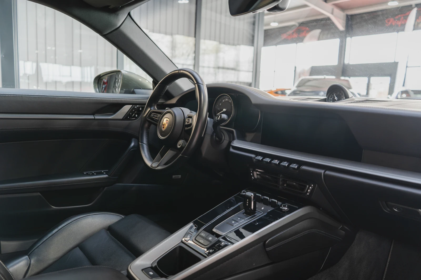 Porsche 911 CARRERA 4S * FULL Екстри * BOSE * ШИБЕДАХ, снимка 11 - Автомобили и джипове - 54220661