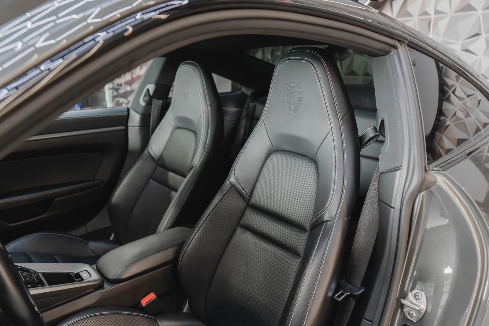 Porsche 911 CARRERA 4S * FULL Екстри * BOSE * ШИБЕДАХ, снимка 6 - Автомобили и джипове - 54220661