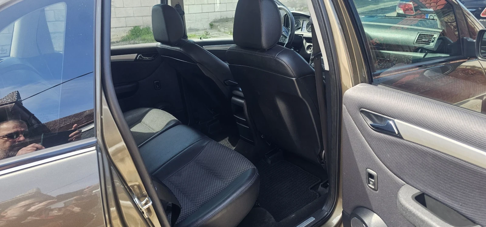 Mercedes-Benz B 180, снимка 12 - Автомобили и джипове - 54301219