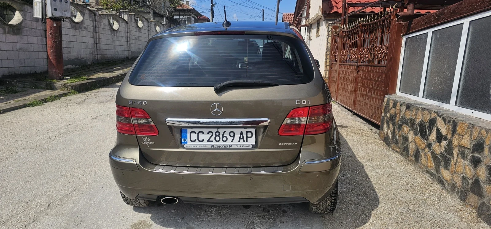 Mercedes-Benz B 180, снимка 4 - Автомобили и джипове - 54301219