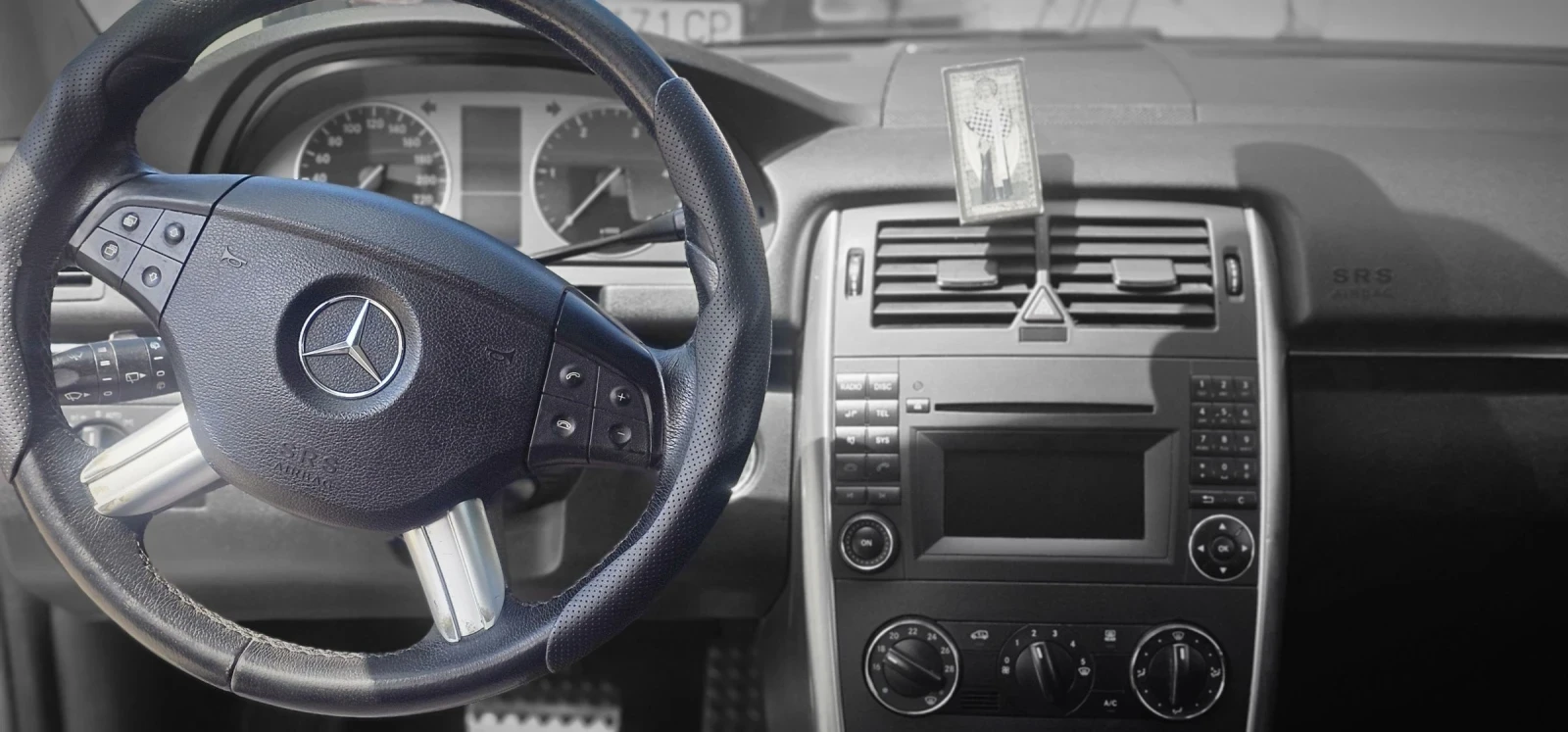 Mercedes-Benz B 180, снимка 16 - Автомобили и джипове - 54301219