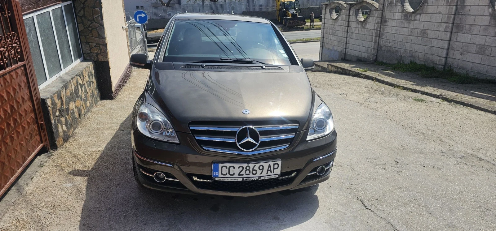 Mercedes-Benz B 180, снимка 8 - Автомобили и джипове - 54301219