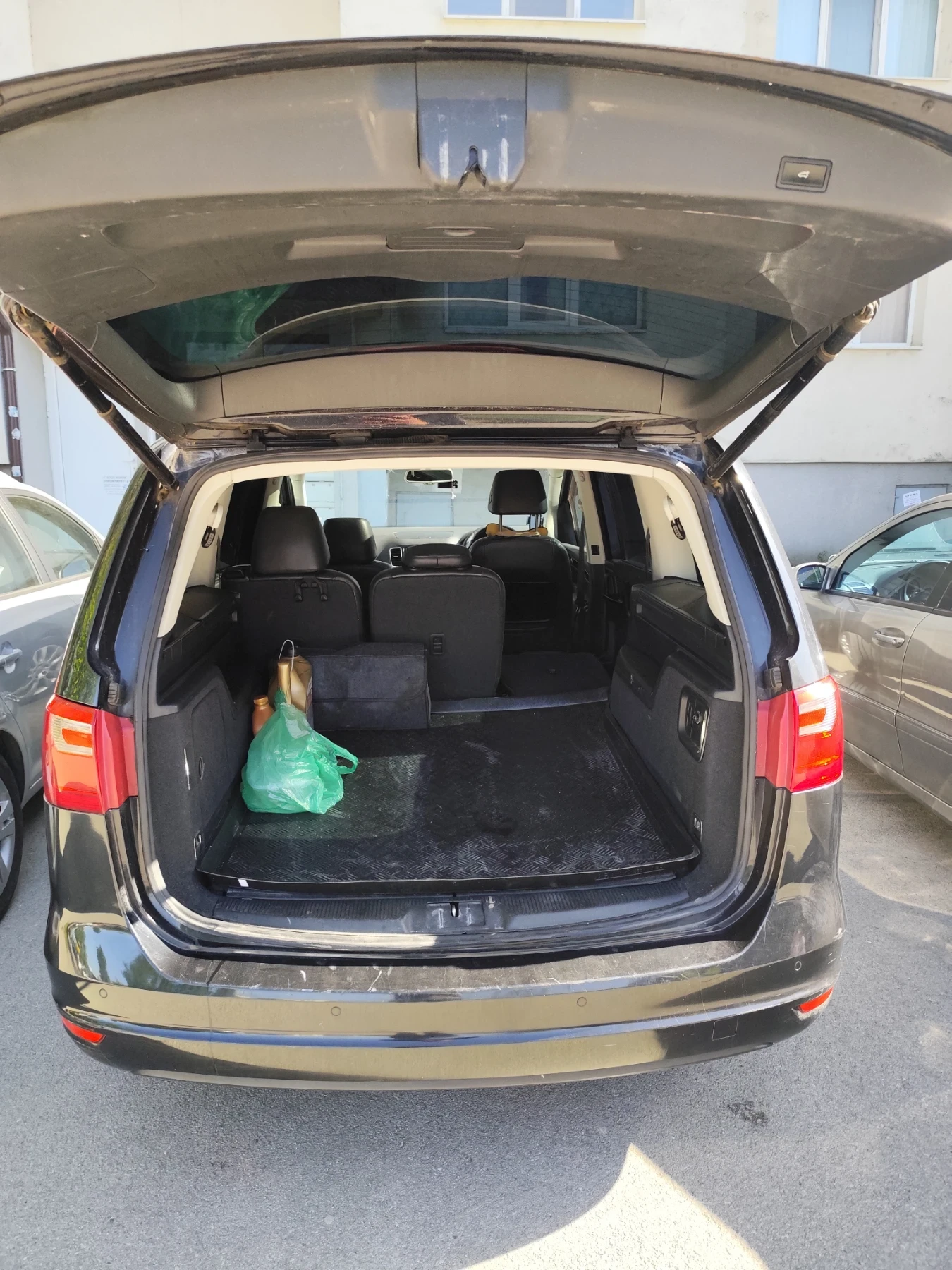 Seat Alhambra, снимка 9 - Автомобили и джипове - 54353008