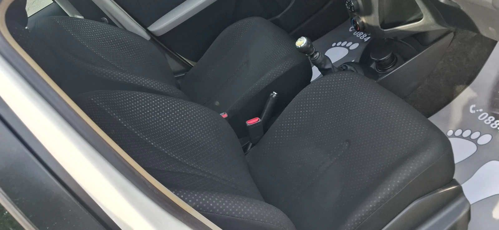 Toyota Yaris 1.33 Facelift  164255, снимка 7 - Автомобили и джипове - 54357249