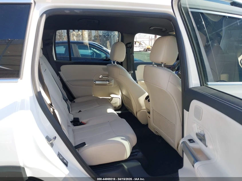 Mercedes-Benz EQB 300 Suv 4Matic, снимка 8 - Автомобили и джипове - 54668578