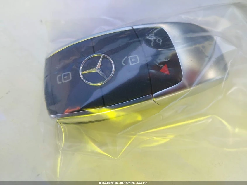 Mercedes-Benz EQB 300 Suv 4Matic, снимка 11 - Автомобили и джипове - 54668578