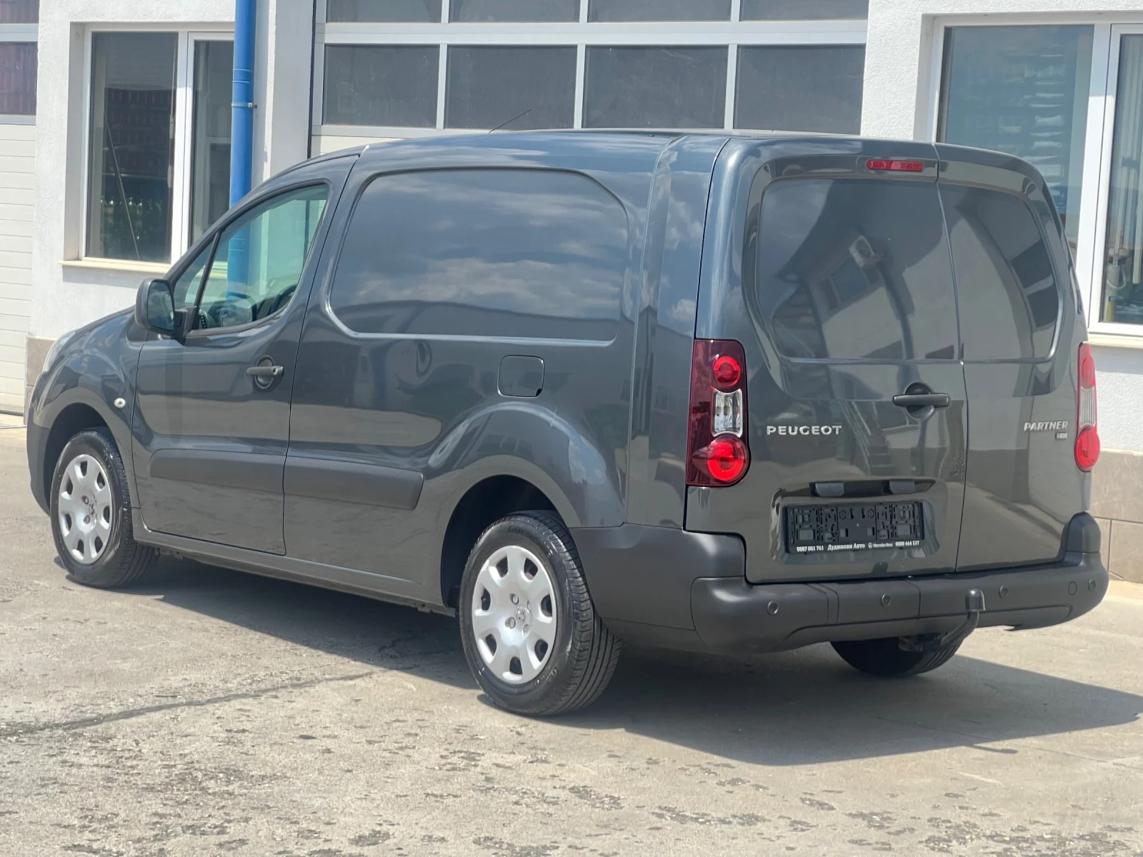 Peugeot Partner Maxi / 2014г. Оригинален вид! Климатик, снимка 9 - Автомобили и джипове - 55048527