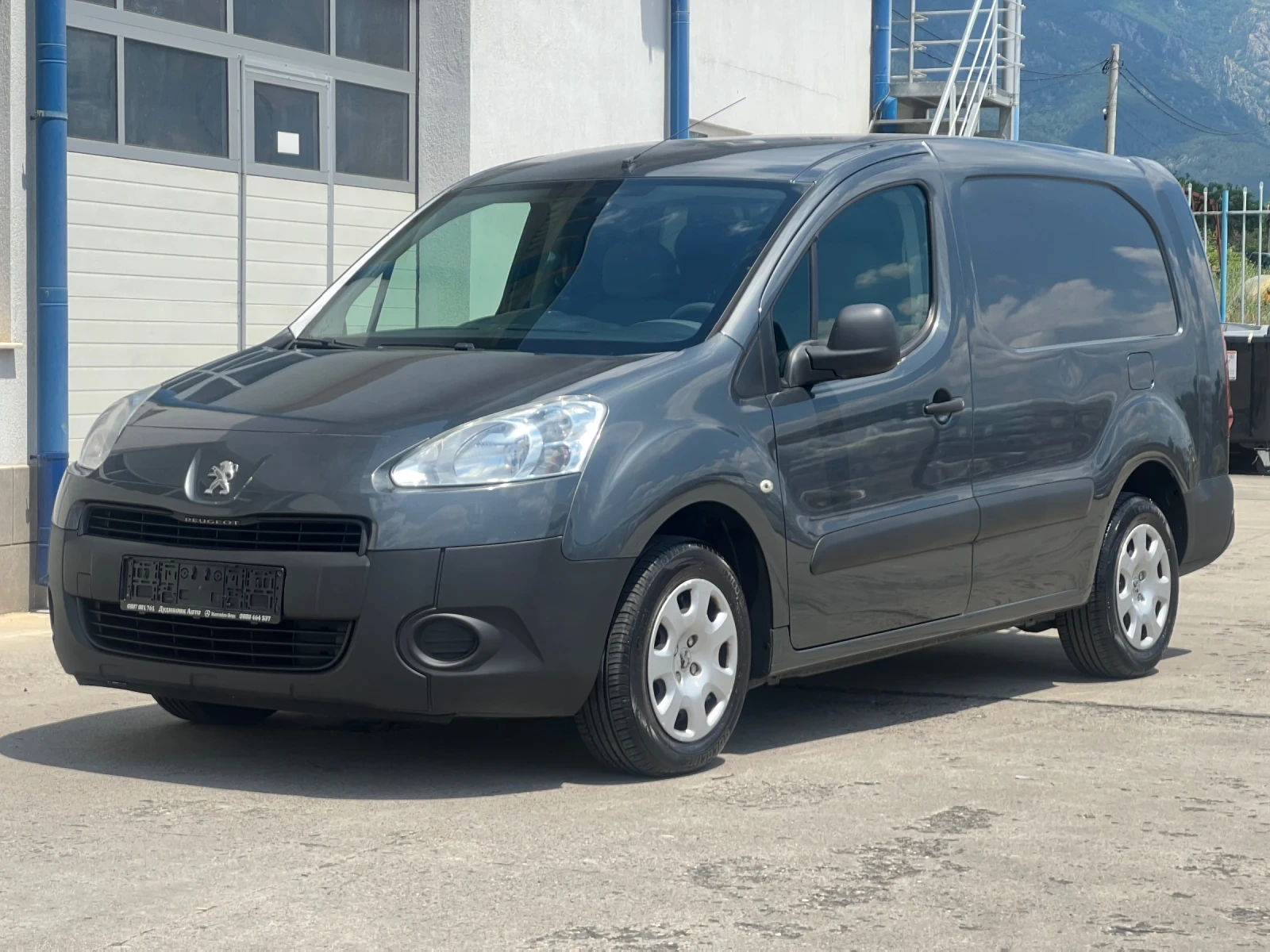 Peugeot Partner Maxi / 2014г. Оригинален вид! Климатик, снимка 7 - Автомобили и джипове - 55048527