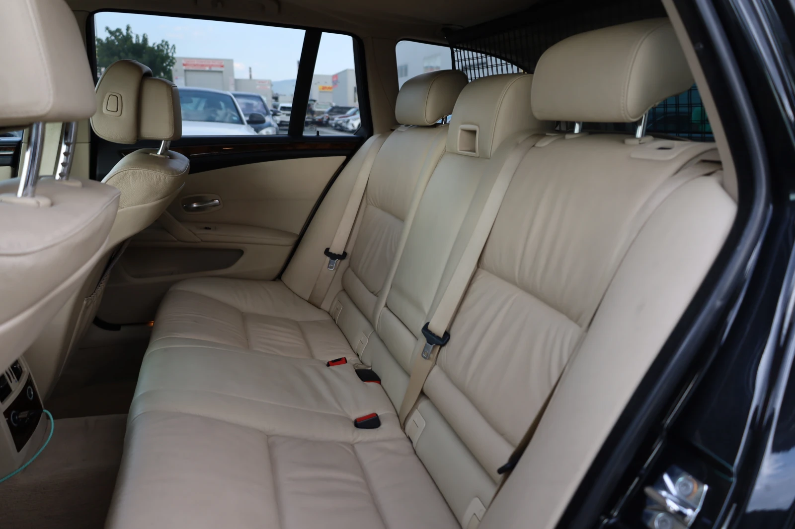 BMW 530, снимка 10 - Автомобили и джипове - 55624353