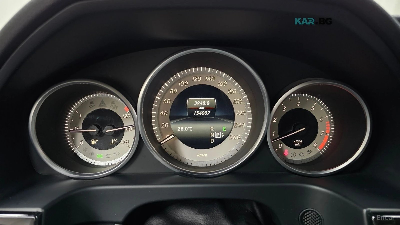 Mercedes-Benz E 300 4MATIC AVANGARDE* 360* КОЖА* ПОДГРЕВ* ПАНО, снимка 7 - Автомобили и джипове - 56237032