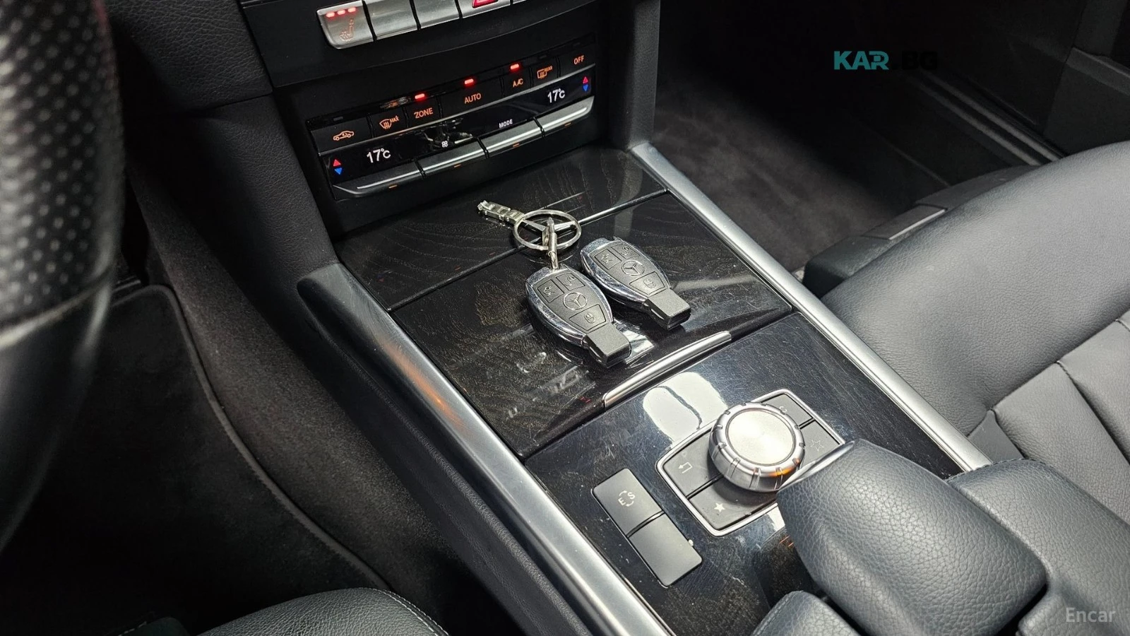Mercedes-Benz E 300 4MATIC AVANGARDE* 360* КОЖА* ПОДГРЕВ* ПАНО, снимка 8 - Автомобили и джипове - 56237032