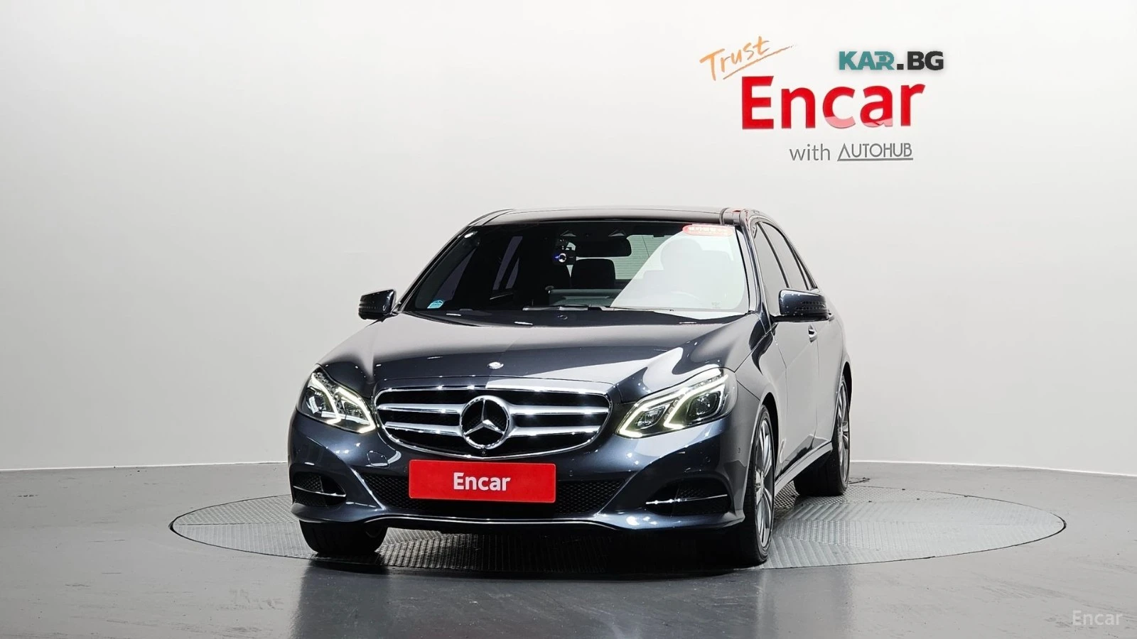 Mercedes-Benz E 300 4MATIC AVANGARDE* 360* КОЖА* ПОДГРЕВ* ПАНО, снимка 3 - Автомобили и джипове - 56237032