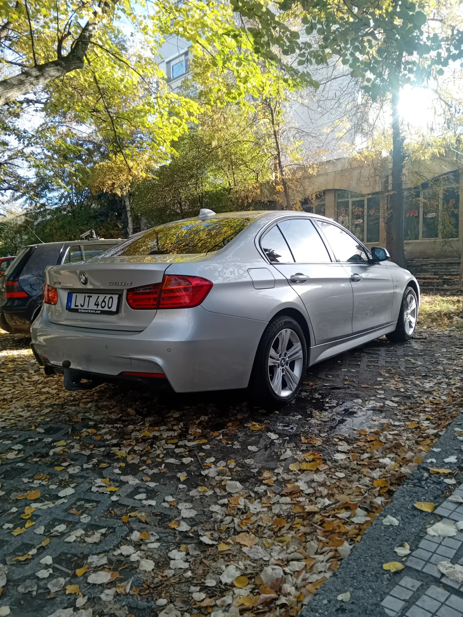 BMW 320, снимка 4 - Автомобили и джипове - 56292924